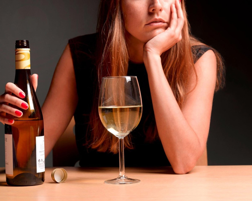 Анонимное лечение женского алкоголизма в Троицке